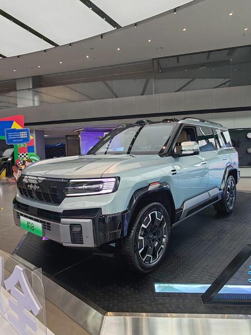 佛山禅城区兴赛明企业管理咨询比亚迪方程豹硬派越野的爆款，英菲尼迪35周年与你共成长